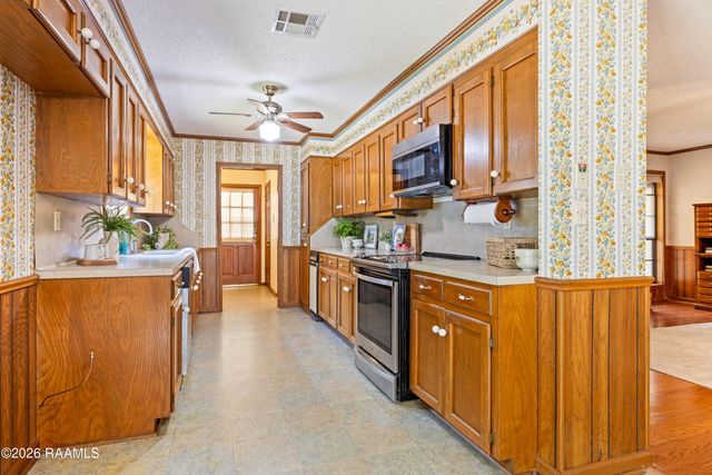 803 W Gloria Switch Road, Lafayette, LA 70507