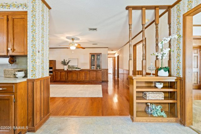 803 W Gloria Switch Road, Lafayette, LA 70507