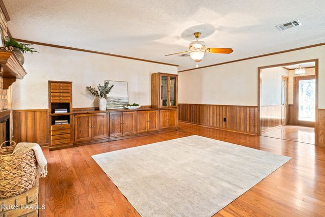 803 W Gloria Switch Road, Lafayette, LA 70507