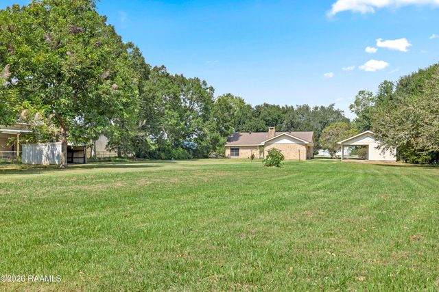 803 W Gloria Switch Road, Lafayette, LA 70507