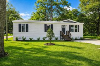 18104 NICHOLAS AVENUE, Brooksville, FL 34604