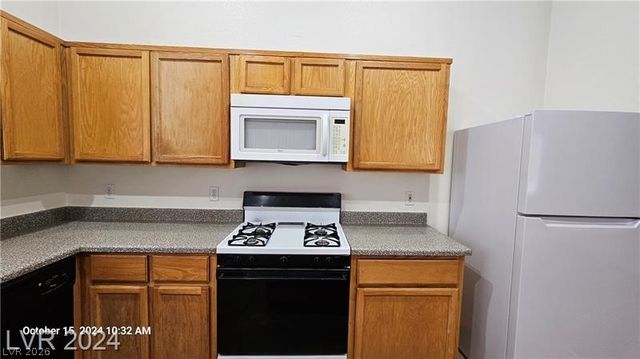 621 Majestic Sky Drive, North Las Vegas, NV 89031