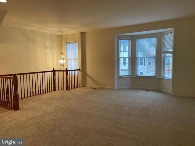 12039 KEMPS LANDING CIR, Manassas, VA 20109