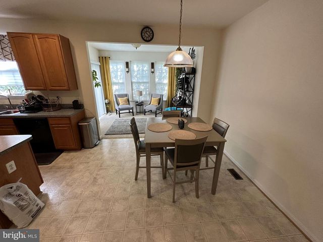 12039 KEMPS LANDING CIR, Manassas, VA 20109