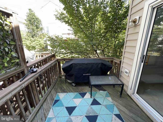12039 KEMPS LANDING CIR, Manassas, VA 20109