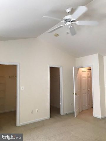 12039 KEMPS LANDING CIR, Manassas, VA 20109