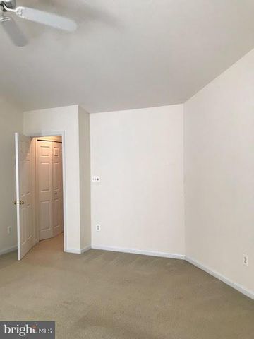 12039 KEMPS LANDING CIR, Manassas, VA 20109