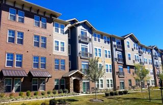 700 E Algonquin Road 2309, Schaumburg, IL 60173