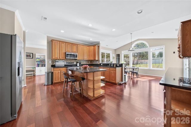 851 Brookdale Lane, Stanley, NC 28164