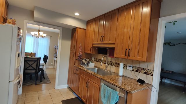 223 Willow Lane, Bloomingdale, IL 60108