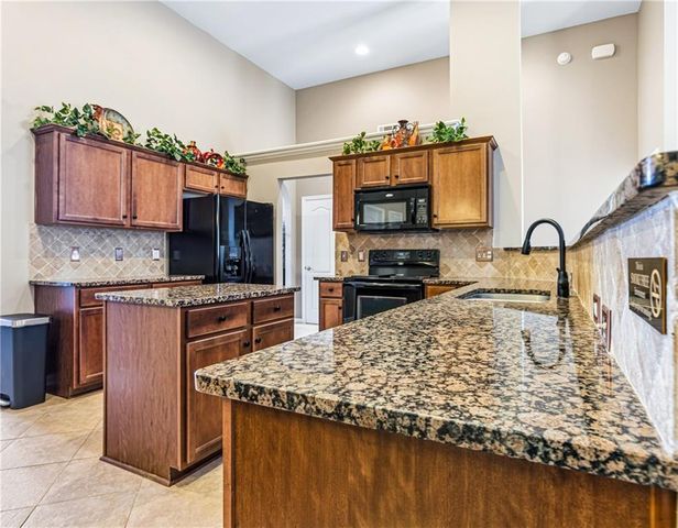6359 Letson Farms Road, Bessemer, AL 35022