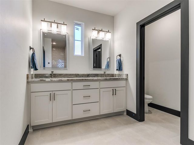 2309 Los Angeles Avenue, Edmond, OK 73034