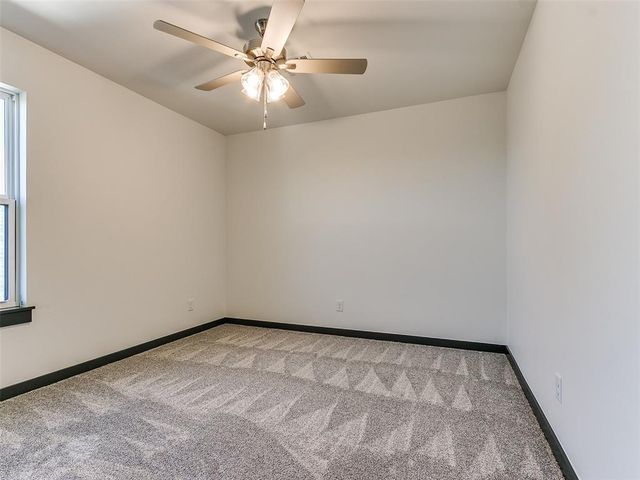 2309 Los Angeles Avenue, Edmond, OK 73034