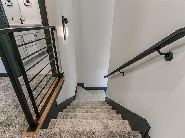 2309 Los Angeles Avenue, Edmond, OK 73034