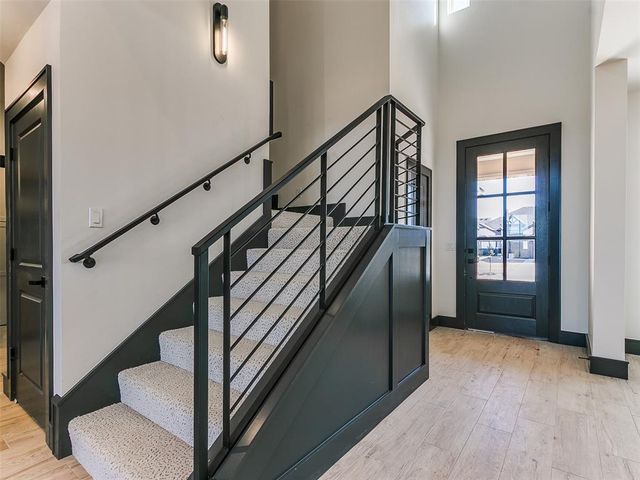 2309 Los Angeles Avenue, Edmond, OK 73034