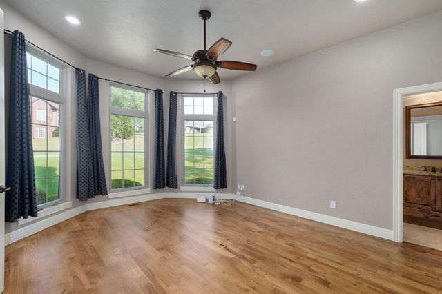 6388 S Weatherwood Trail, Springfield, MO 65810