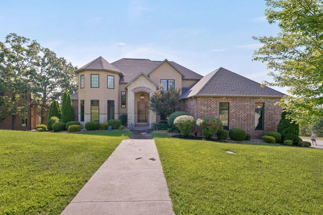 6388 S Weatherwood Trail, Springfield, MO 65810