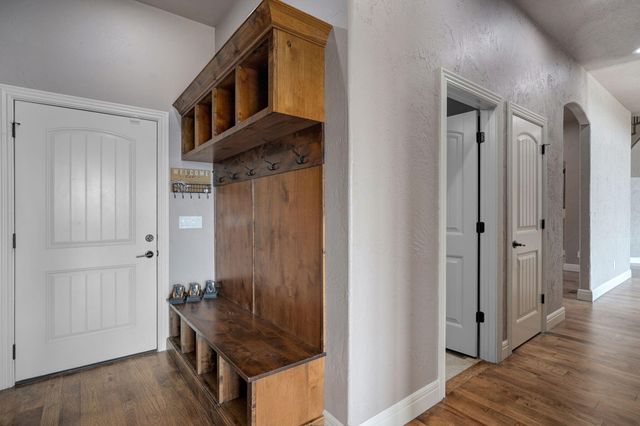 6388 S Weatherwood Trail, Springfield, MO 65810
