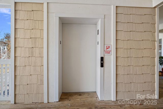 18742 Nautical Drive 305, Cornelius, NC 28031