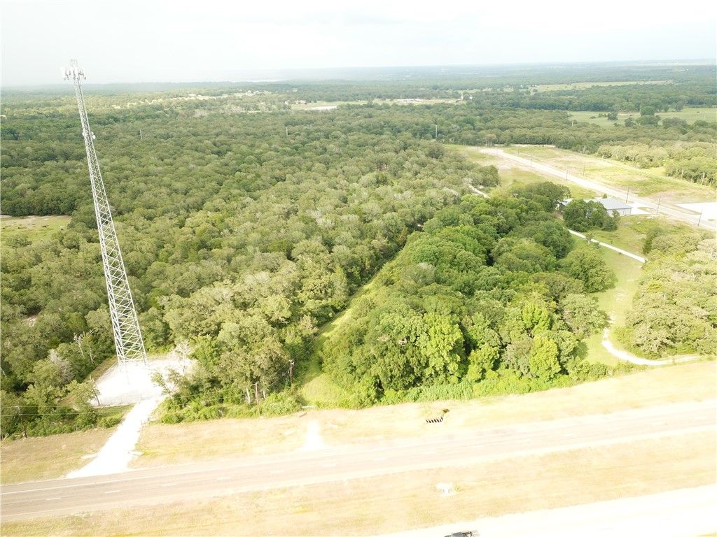 22373 SH 6 Frontage Rd S, Navasota, TX 77868 — photo 4