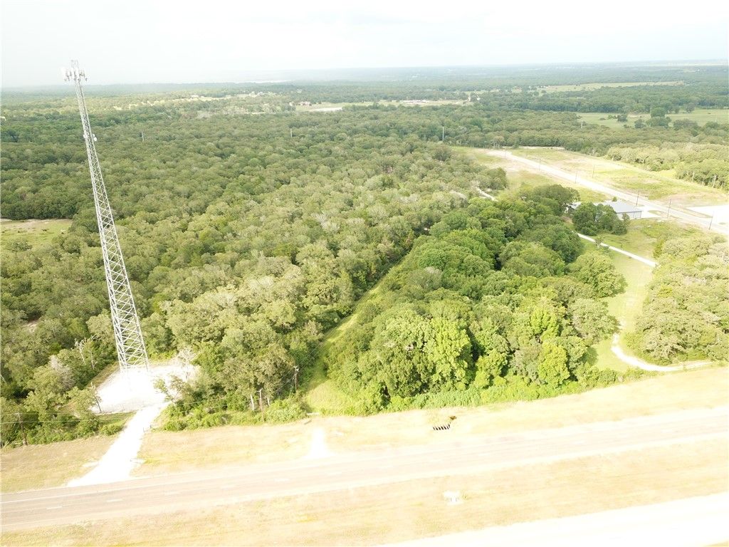 22373 SH 6 Frontage Rd S, Navasota, TX 77868 — photo 5
