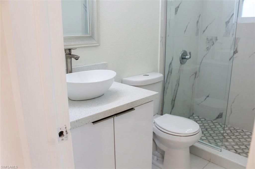 Image 10 of property listing at 3312 SW 7th AVE, Cape Coral, FL 33914