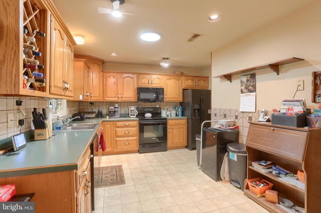 34 SCENIC DR, Myerstown, PA 17067