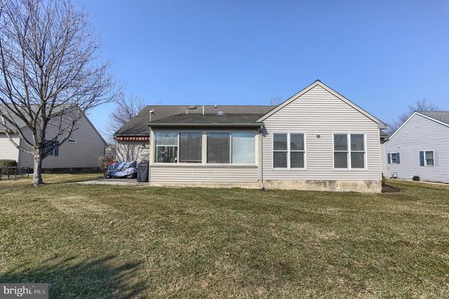 34 SCENIC DR, Myerstown, PA 17067