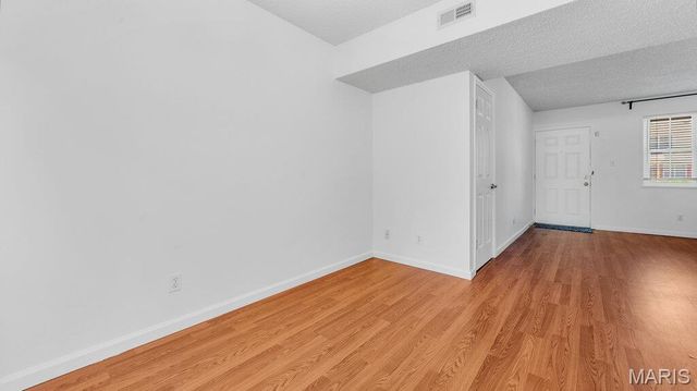 9188 Wrenwood Lane, Brentwood, MO 63144