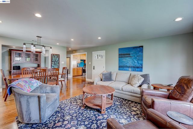 1428 Abbey Ave, San Leandro, CA 94579