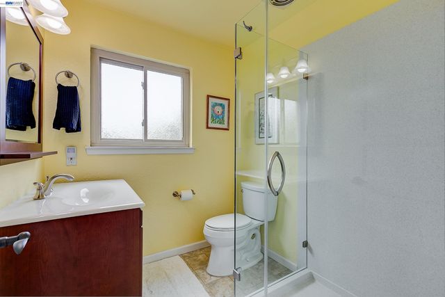 1428 Abbey Ave, San Leandro, CA 94579