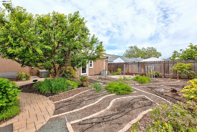 1428 Abbey Ave, San Leandro, CA 94579