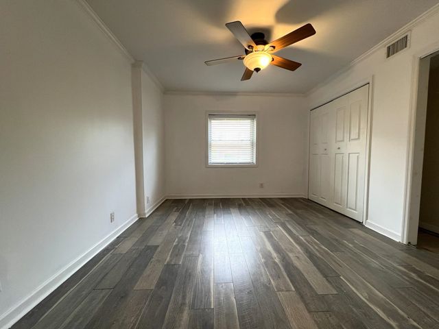 1207 Middle Ct Apt 102, Memphis, TN 38119
