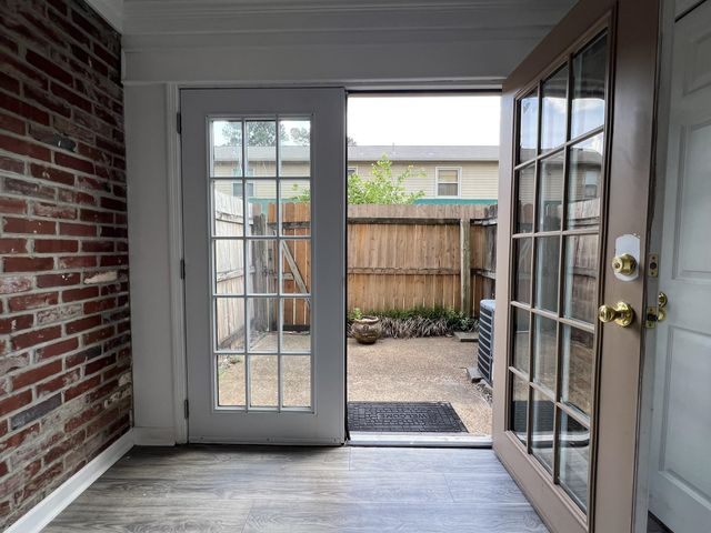 1207 Middle Ct Apt 102, Memphis, TN 38119