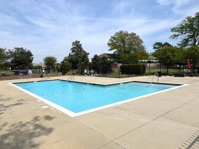 1207 Middle Ct Apt 102, Memphis, TN 38119
