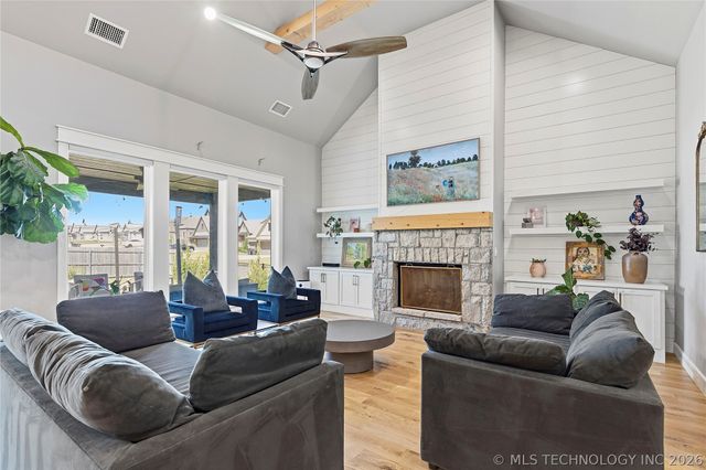 13606 S 21st Place E, Bixby, OK 74008