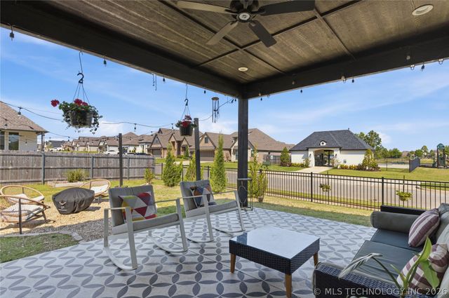13606 S 21st Place E, Bixby, OK 74008