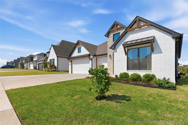 13606 S 21st Place E, Bixby, OK 74008