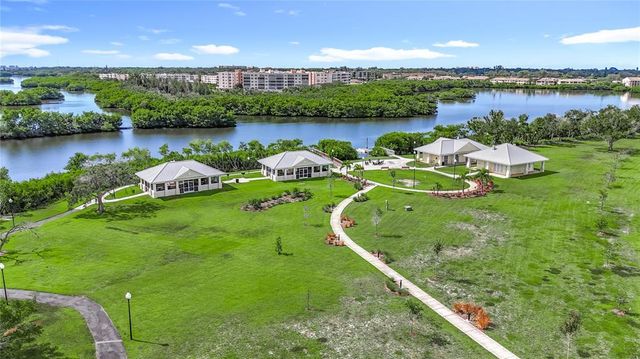 7296 MARATHON DRIVE 406, Seminole, FL 33777