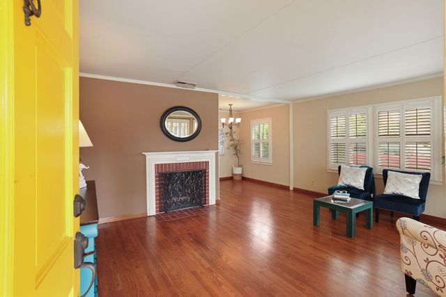 1233 Elmwood Ave, Stockton, CA 95204