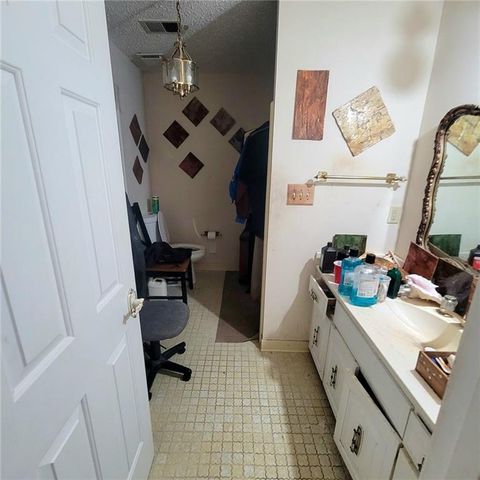 100 Winterthur Court, Fayetteville, GA 30214