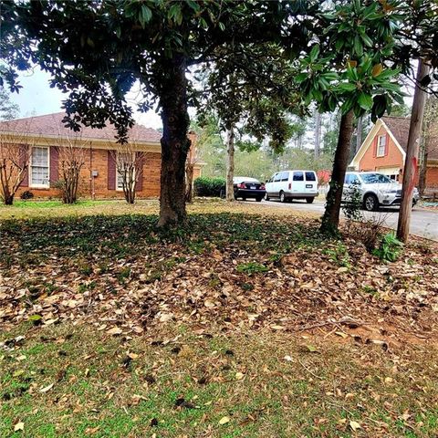 100 Winterthur Court, Fayetteville, GA 30214