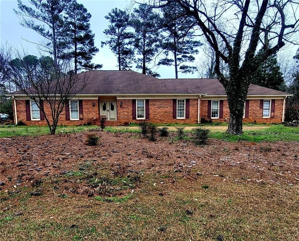 100 Winterthur Court, Fayetteville, GA 30214