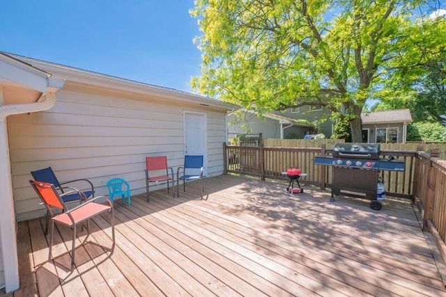 1804 Woodland Drive, Portage, MI 49024