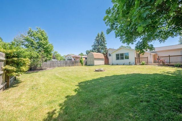 1804 Woodland Drive, Portage, MI 49024