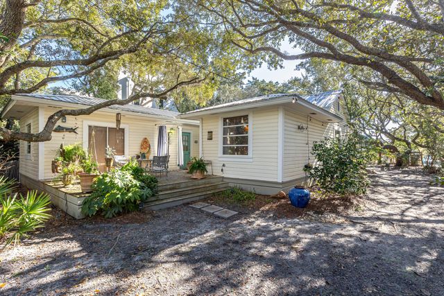37 Gardenia Street, Santa Rosa Beach, FL 32459