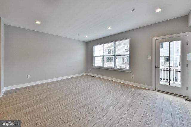 328 WALNUT ST, Collegeville, PA 19426