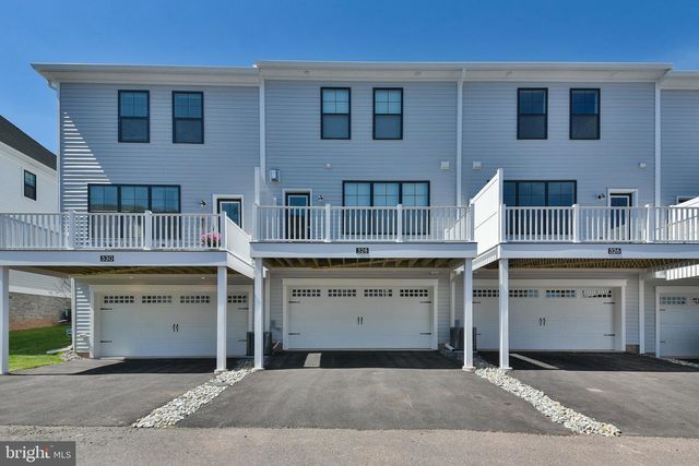 328 WALNUT ST, Collegeville, PA 19426