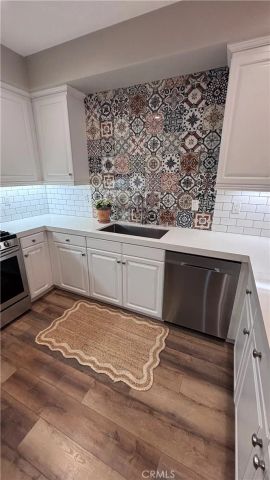 201 Sklar, Ladera Ranch, CA 92694