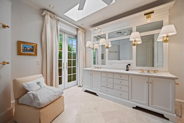 252 Locha Drive, Jupiter, FL 33458